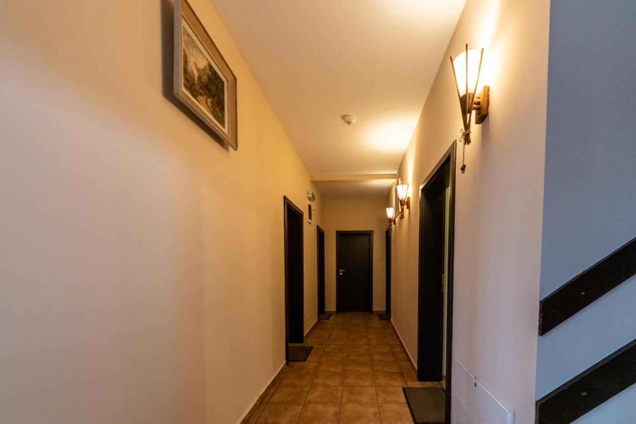 Pension Master Sinaia Exterior foto